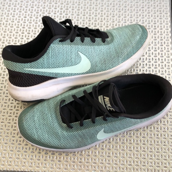 Nike Shoes - 🤸🏻‍♀️🛹NIKE🛹🤸🏻‍♀️FLEX EXPERIENCE RN7